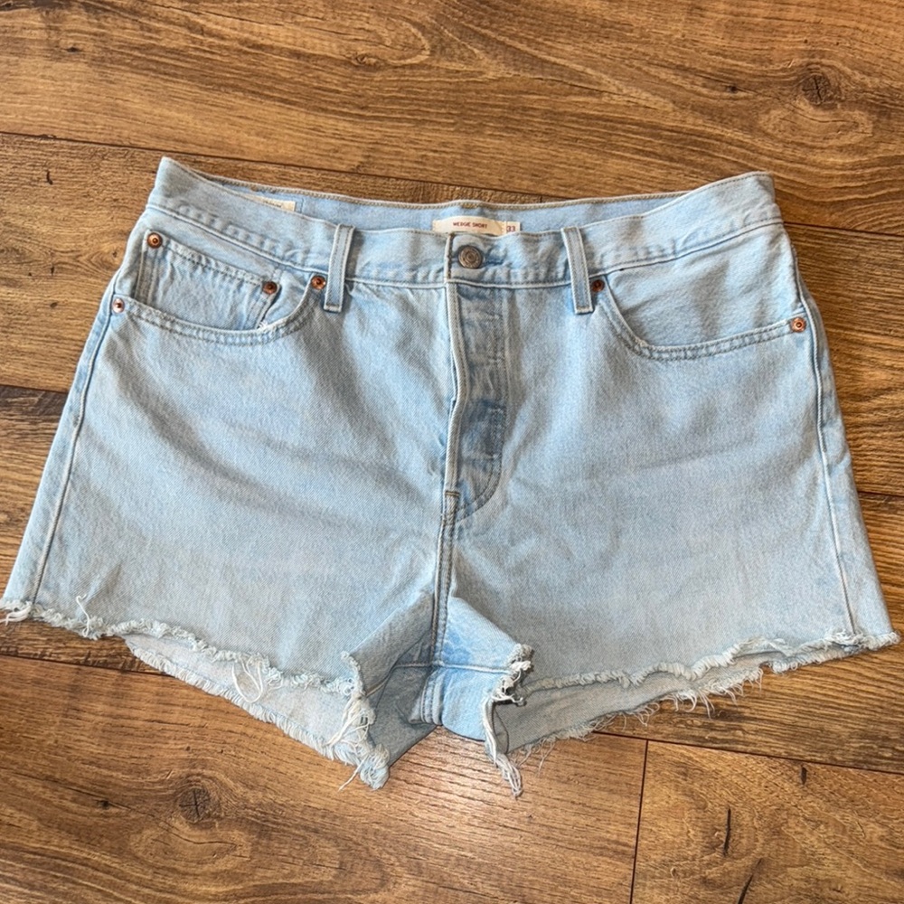 Levi’s Wedgie Women's Light Blue Denim Shorts